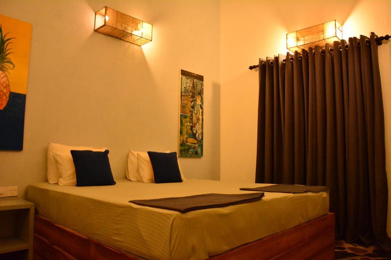 View Guesthouse & Bistro At Goyambokka Tangalle Exterior foto